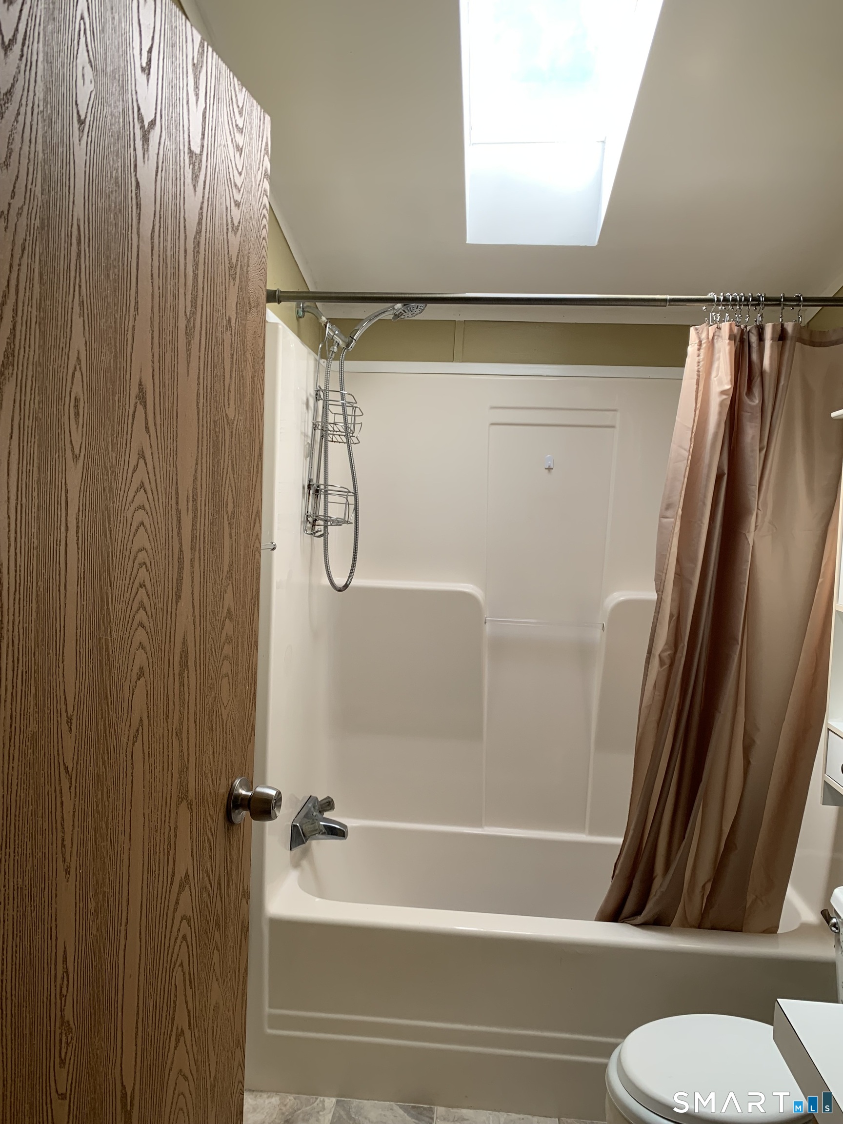 1012 Old Colony Road Meriden, CT 06451 - Photo 14 of 17