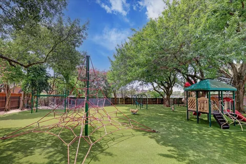 $1,325,000 | 10102 Candlewood Drive, Houston, TX 77042