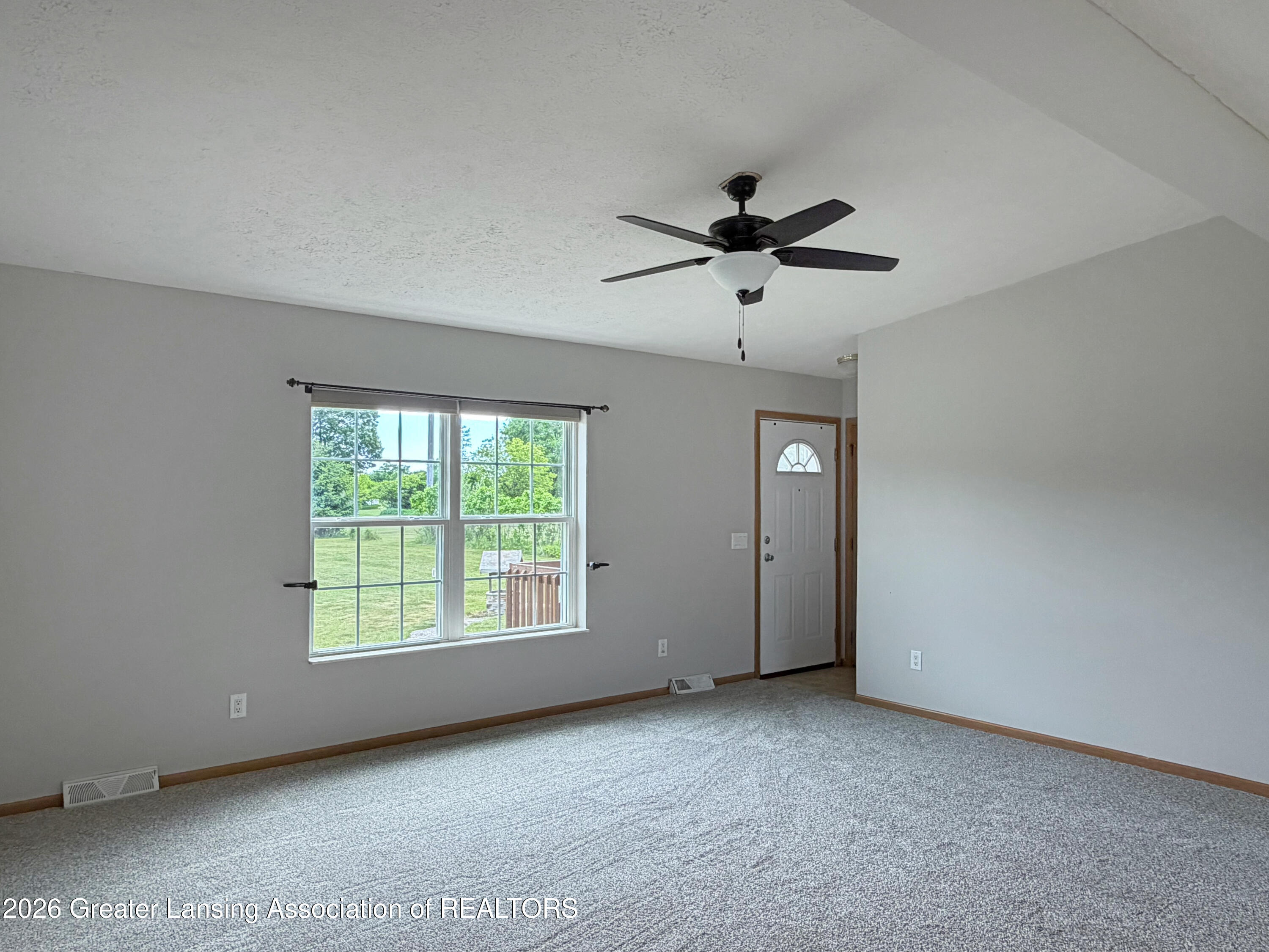 3248 Lienhart Road Dansville, MI 48819 - Photo 5 of 62 Living Room