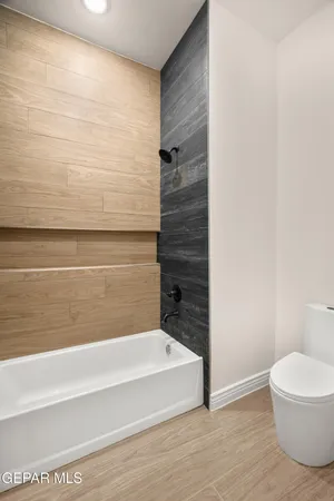 $949,999 | 5646 River Run Street, El Paso, TX 79932