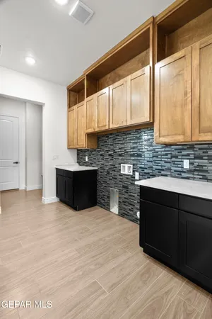 $949,999 | 5646 River Run Street, El Paso, TX 79932