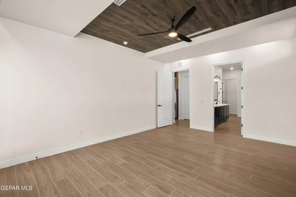 $949,999 | 5646 River Run Street, El Paso, TX 79932