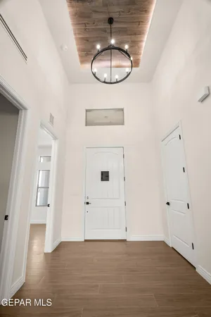 $949,999 | 5646 River Run Street, El Paso, TX 79932