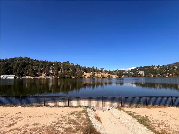 $7,700 | 0 Lausanne Drive, Crestline, CA 92325