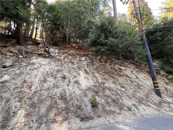 $7,700 | 0 Lausanne Drive, Crestline, CA 92325