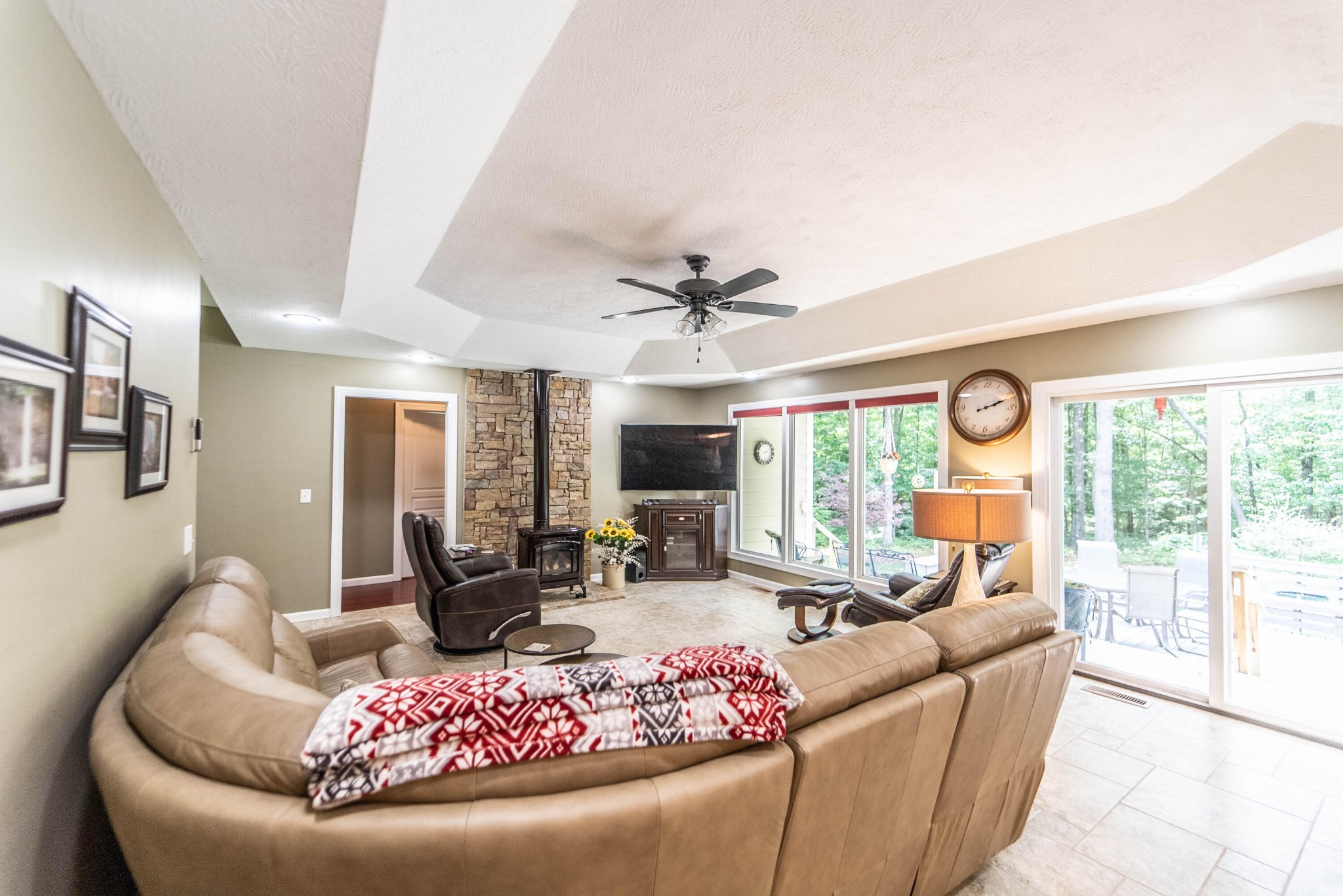 1724 Huckleberry Road Monterey, TN 38574 - Photo 9 of 40 Gallery Image 9