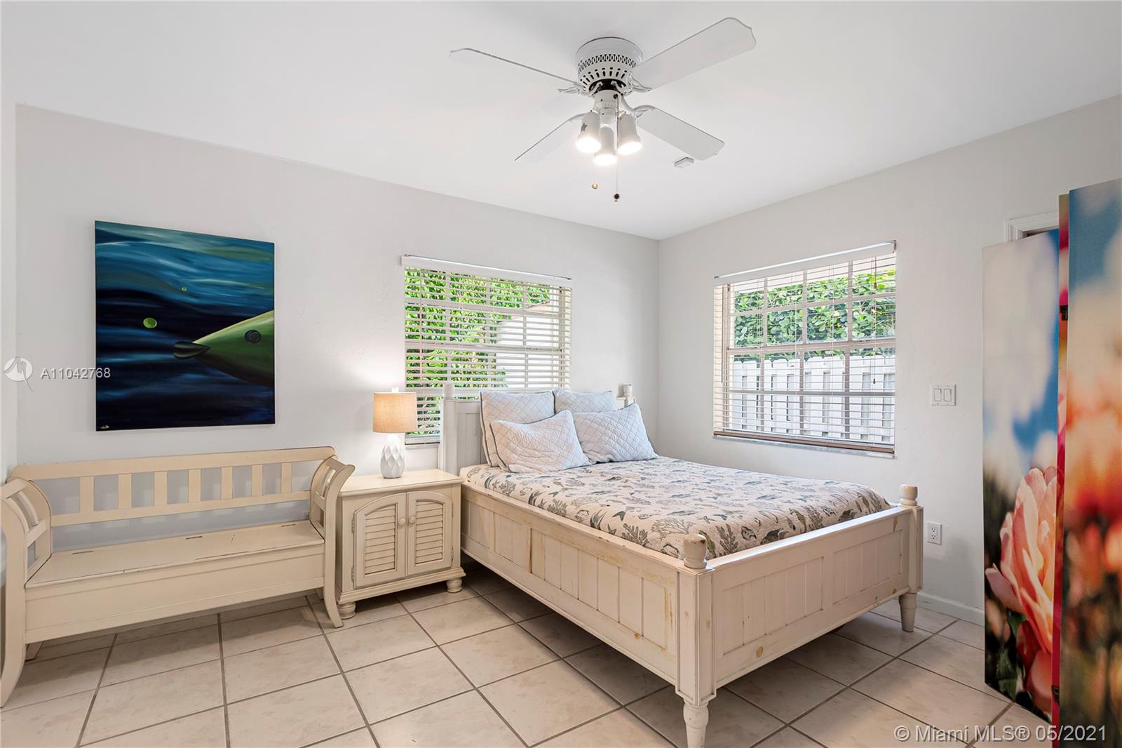 380 Ridgewood Road Key Biscayne, FL 33149 - Photo 16 of 31
