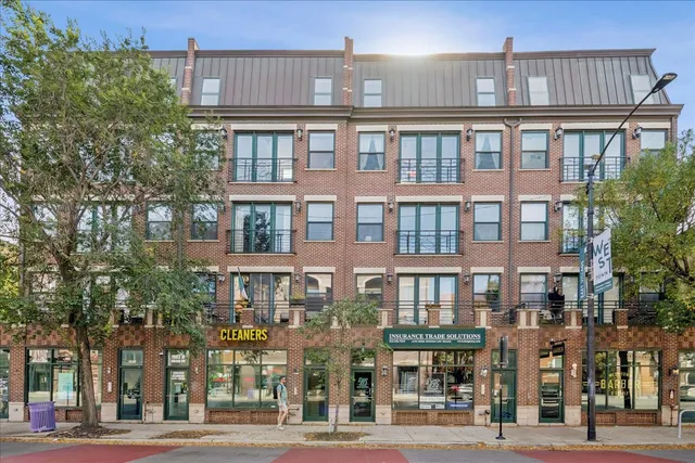 $620,000 | 1907 West Chicago Avenue, Unit 4, Chicago, IL 60622