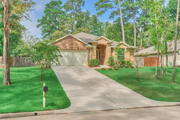 $2,200 | 3303 Woodchuck Road, Montgomery, TX 77356