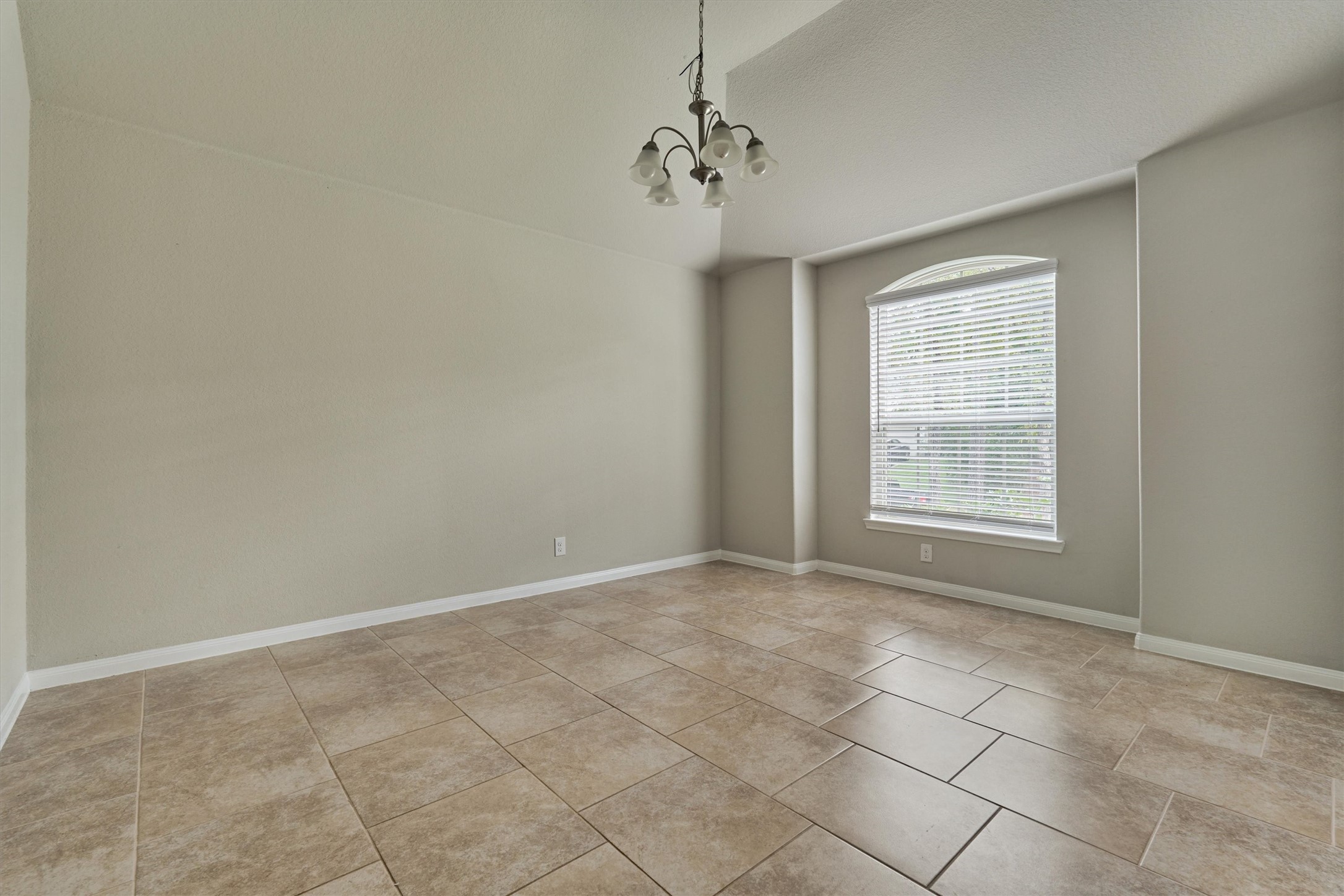 3303 Woodchuck Road Montgomery, TX 77356 - Photo 9 of 50