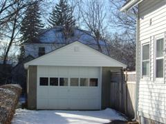 139 Benedict Road Pittsfield, MA 01201 - Photo 2 of 3 Garage