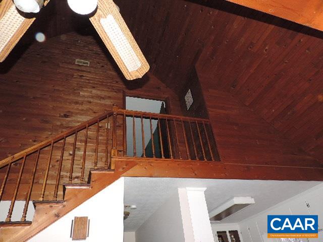6451 Bell Road Dillwyn, VA 23936 - Photo 13 of 18 a view of balcony