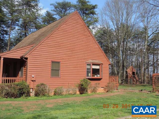 6451 Bell Road Dillwyn, VA 23936 - Photo 2 of 18 a view of a house with a yard
