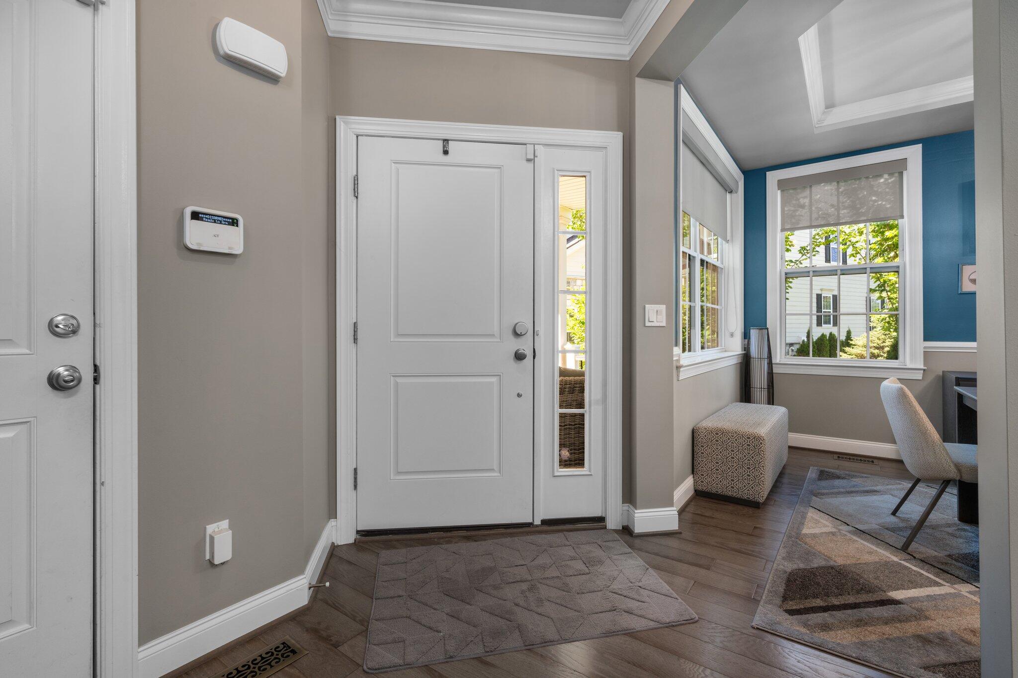 42844 Cardinal Way Novi, MI 48375 - Photo 25 of 66 Foyer