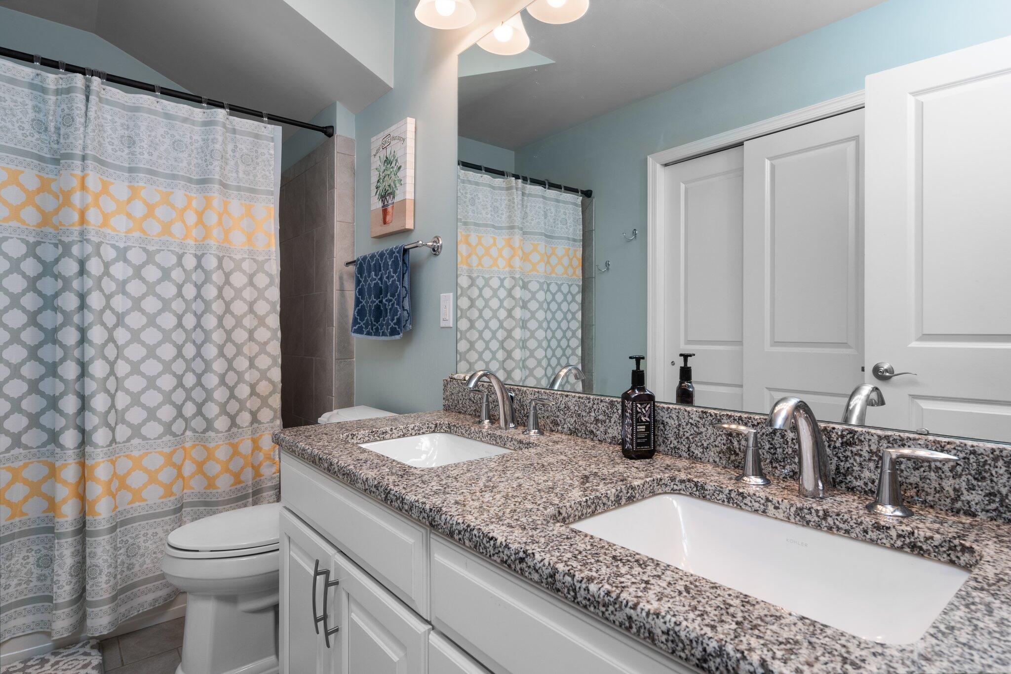 42844 Cardinal Way Novi, MI 48375 - Photo 37 of 66 Common Bath