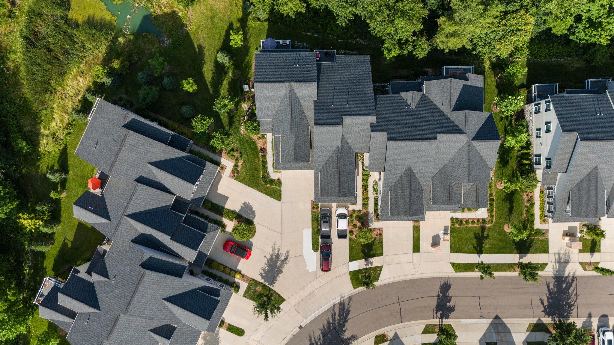 42844 Cardinal Way Novi, MI 48375 - Photo 60 of 66 Roof view