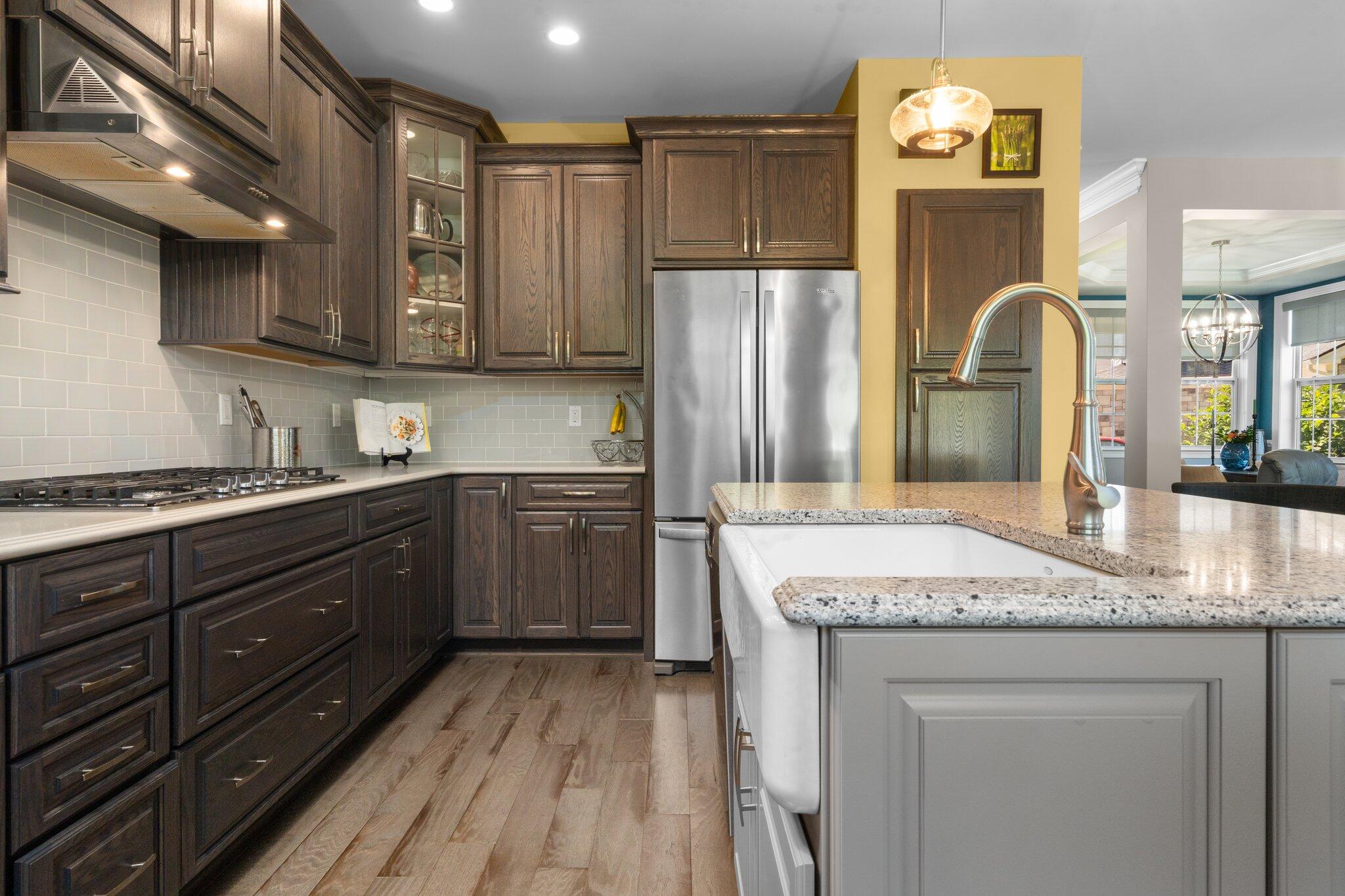 42844 Cardinal Way Novi, MI 48375 - Photo 9 of 66 Kitchen