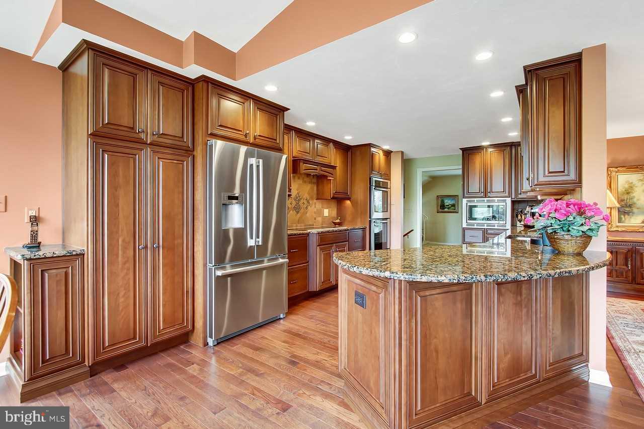 23 South Cherry Street Spring Grove, PA 17362 - Photo 8 of 36 Gallery Image 8