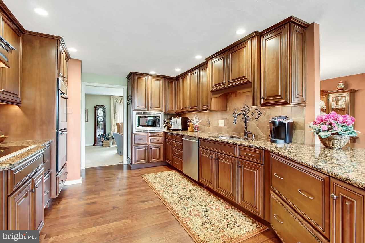 23 South Cherry Street Spring Grove, PA 17362 - Photo 9 of 36 Gallery Image 9