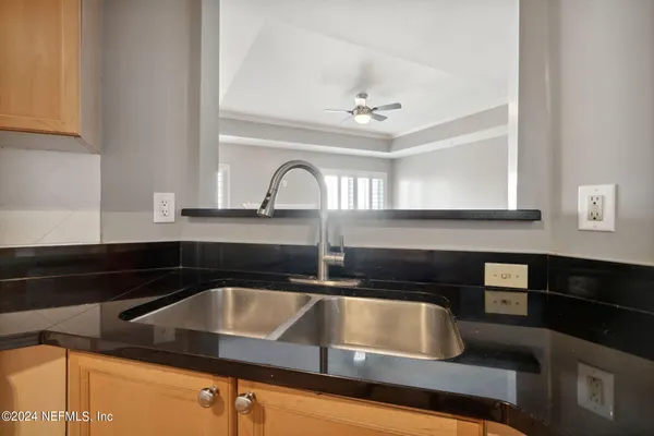 $2,950 | 400 East Bay Street, Unit 408, Jacksonville, FL 32202