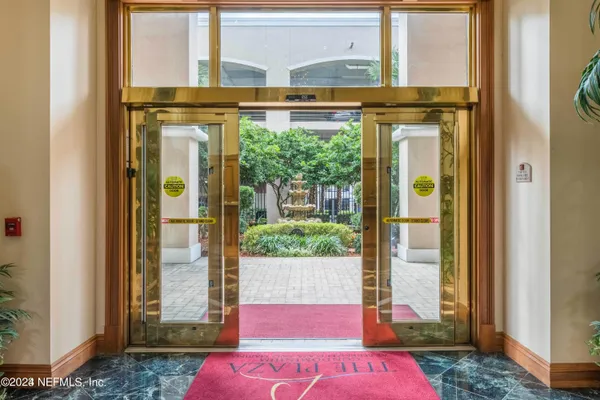 $2,950 | 400 East Bay Street, Unit 408, Jacksonville, FL 32202