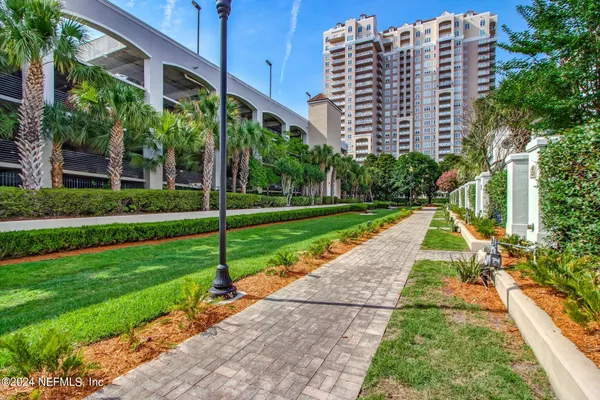 $2,950 | 400 East Bay Street, Unit 408, Jacksonville, FL 32202