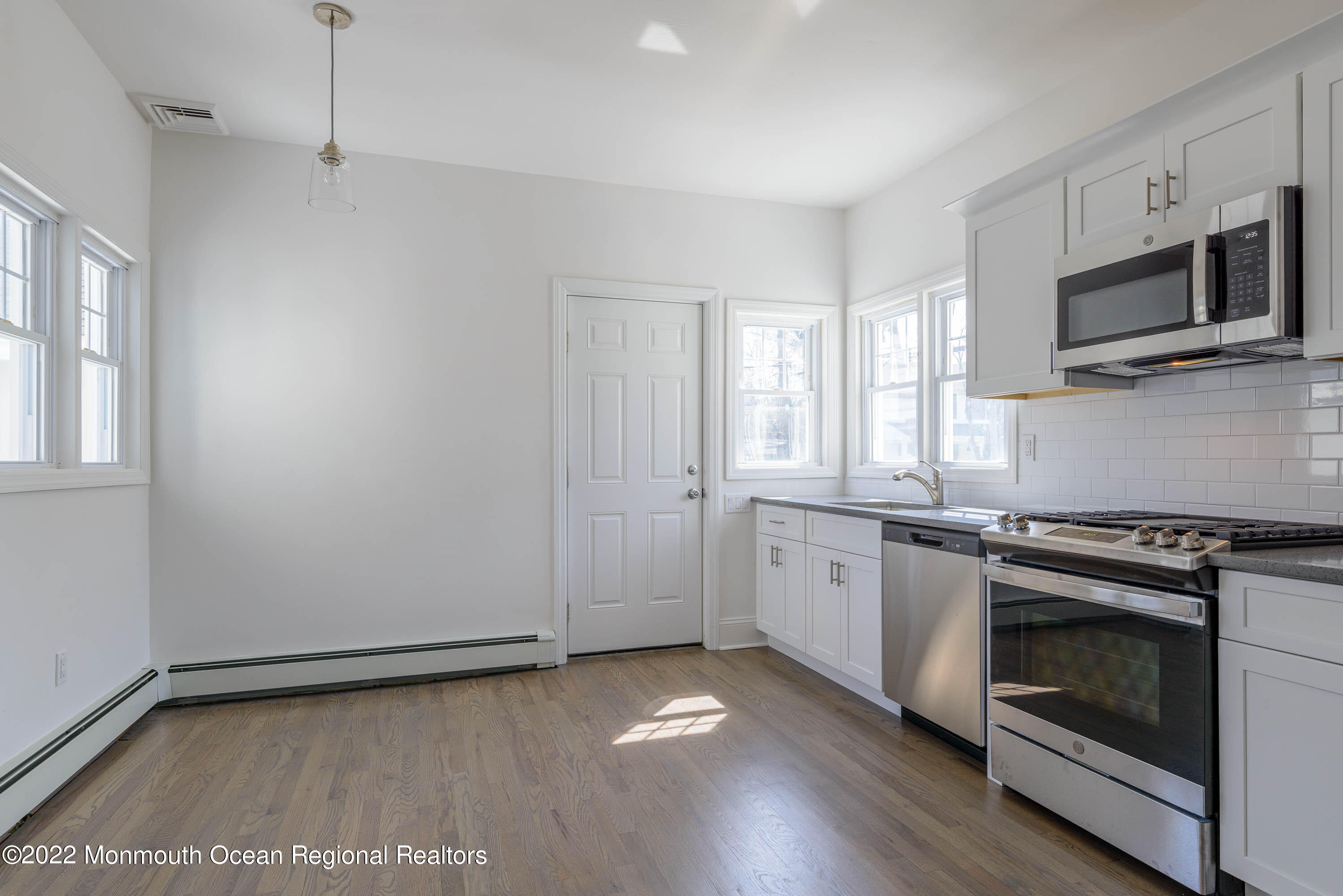 109 River Road, Unit 109A Rumson, NJ 07760 - Photo 9 of 28 16353560-FA2D-4F04-A87F-7D6ECC404D48