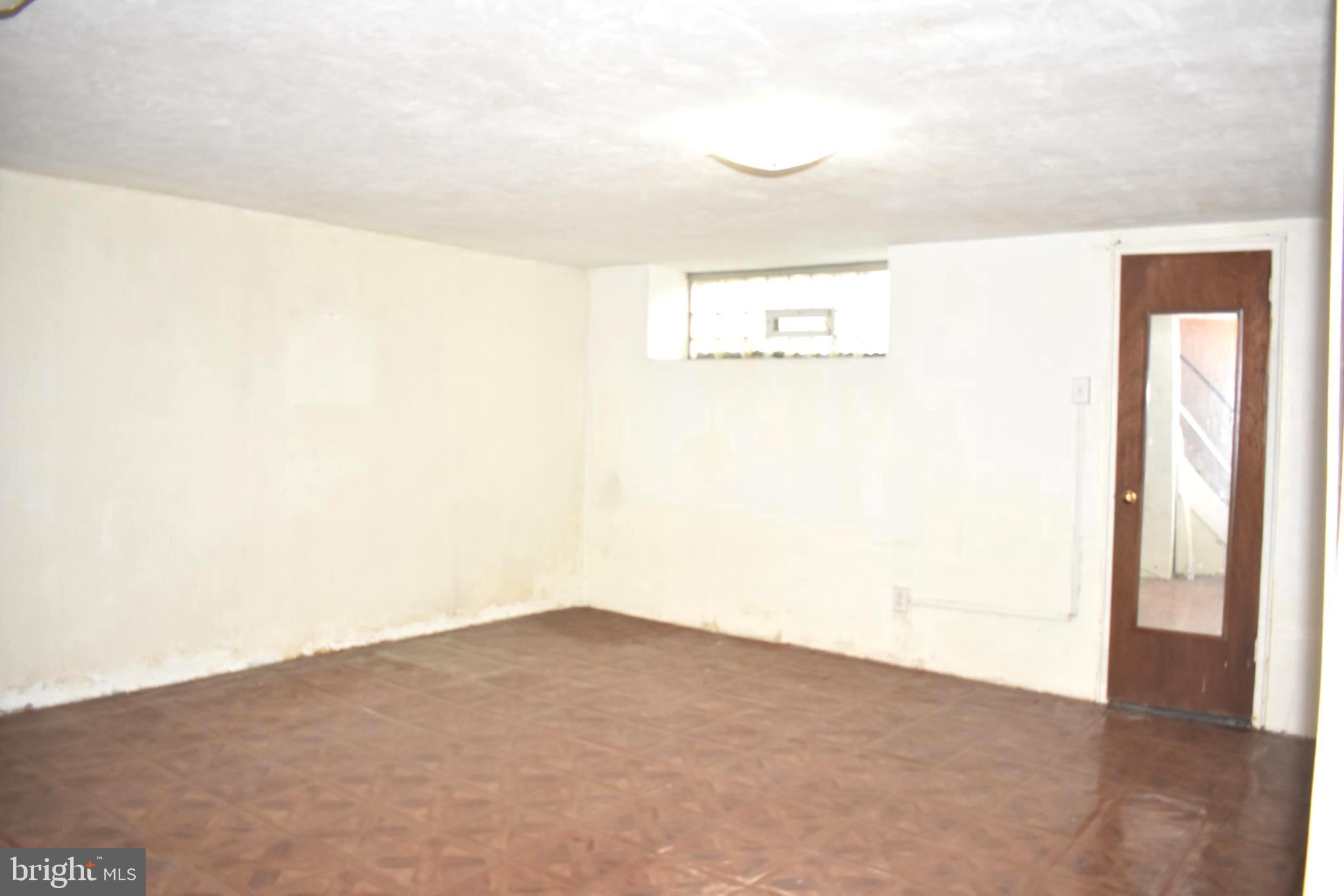 2723 East Country Club Road Philadelphia, PA 19131 - Photo 16 of 24 Finished basement