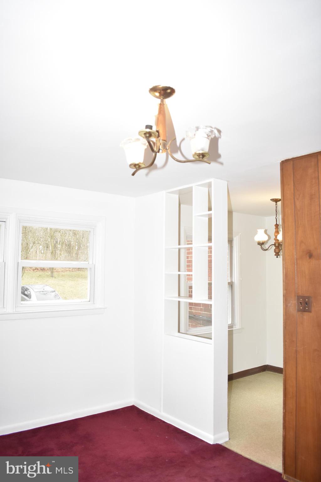 2723 East Country Club Road Philadelphia, PA 19131 - Photo 7 of 24 Dining room