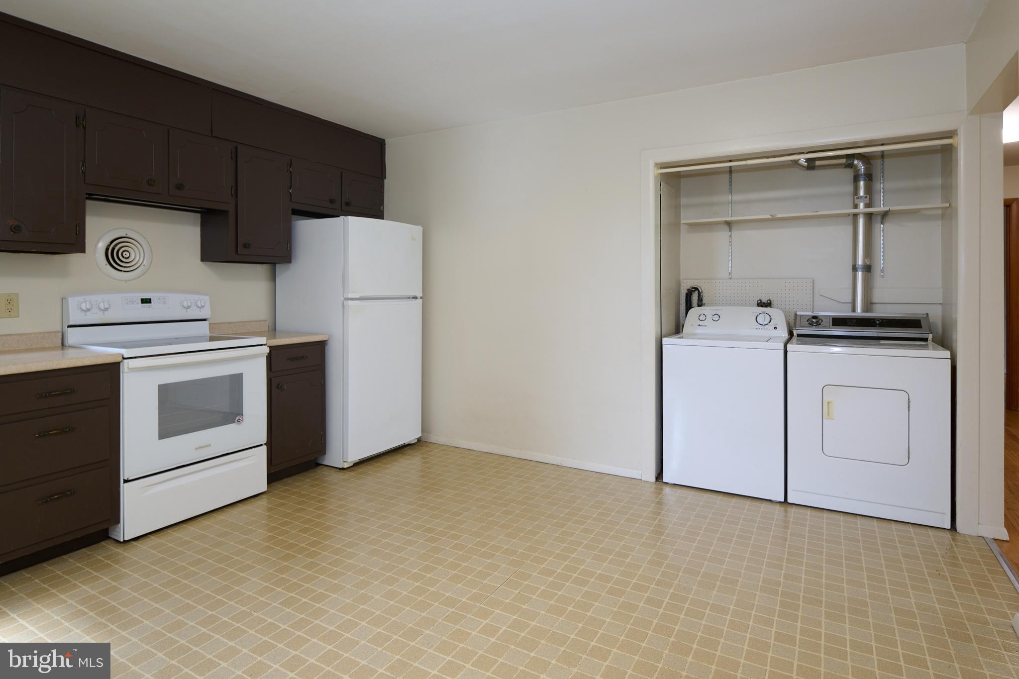111 Edith Street State College, PA 16803 - Photo 6 of 21 Gallery Image 6