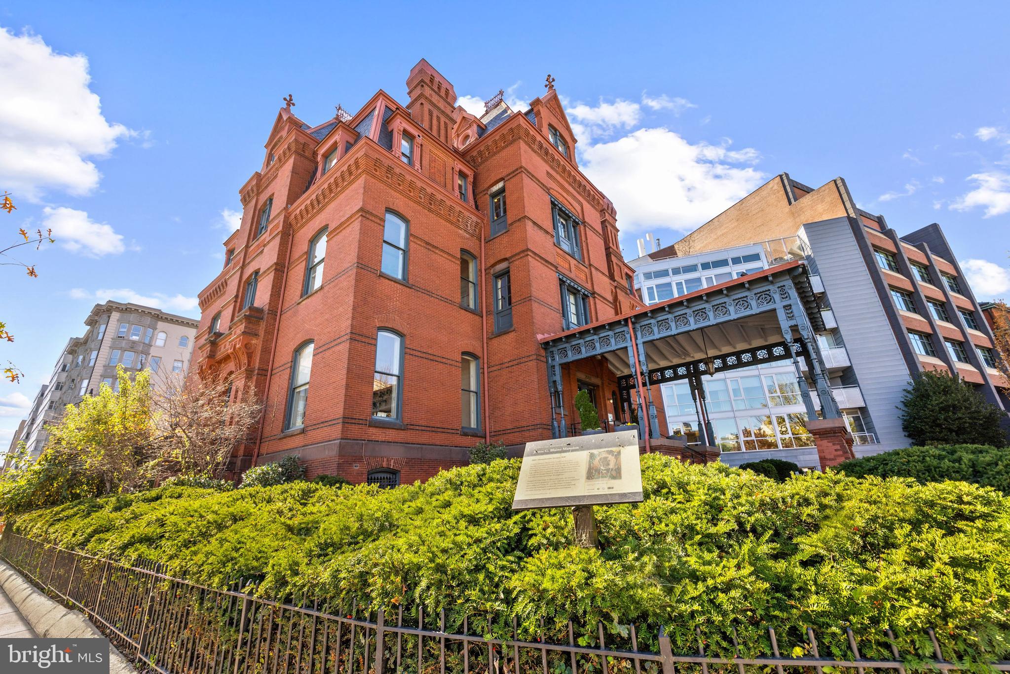 2000 Massachusetts Avenue Northwest Washington, DC 20036 - Photo 39 of 50 Perspective shot of the exterior