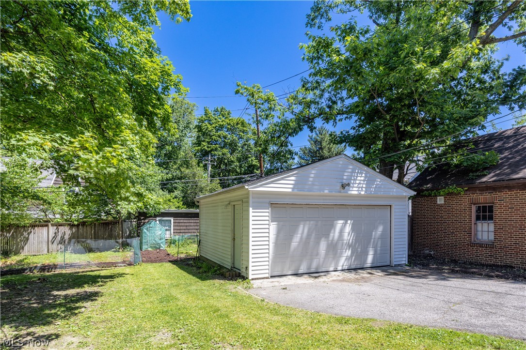 2943 Edgehill Road Cleveland Heights, OH 44118 - Photo 38 of 47