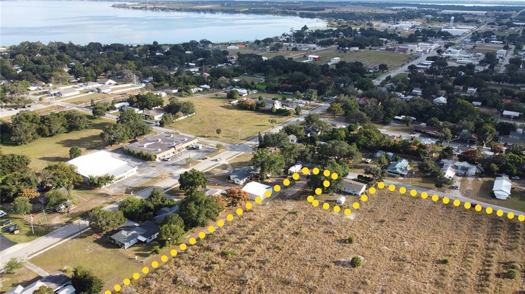 60 F Street West Frostproof, FL 33843 - Photo 2 of 8