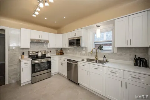 $190,000 | 5828 Pamplin Avenue, St. Louis, MO 63147
