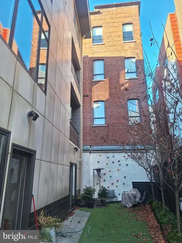 a view of a yard with porch