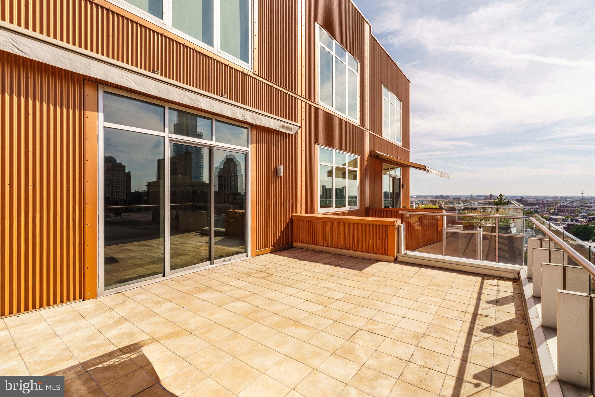 1111 Locust Street, Unit PH10D Philadelphia, PA 19107 - Photo 15 of 31 a view of a building from a balcony