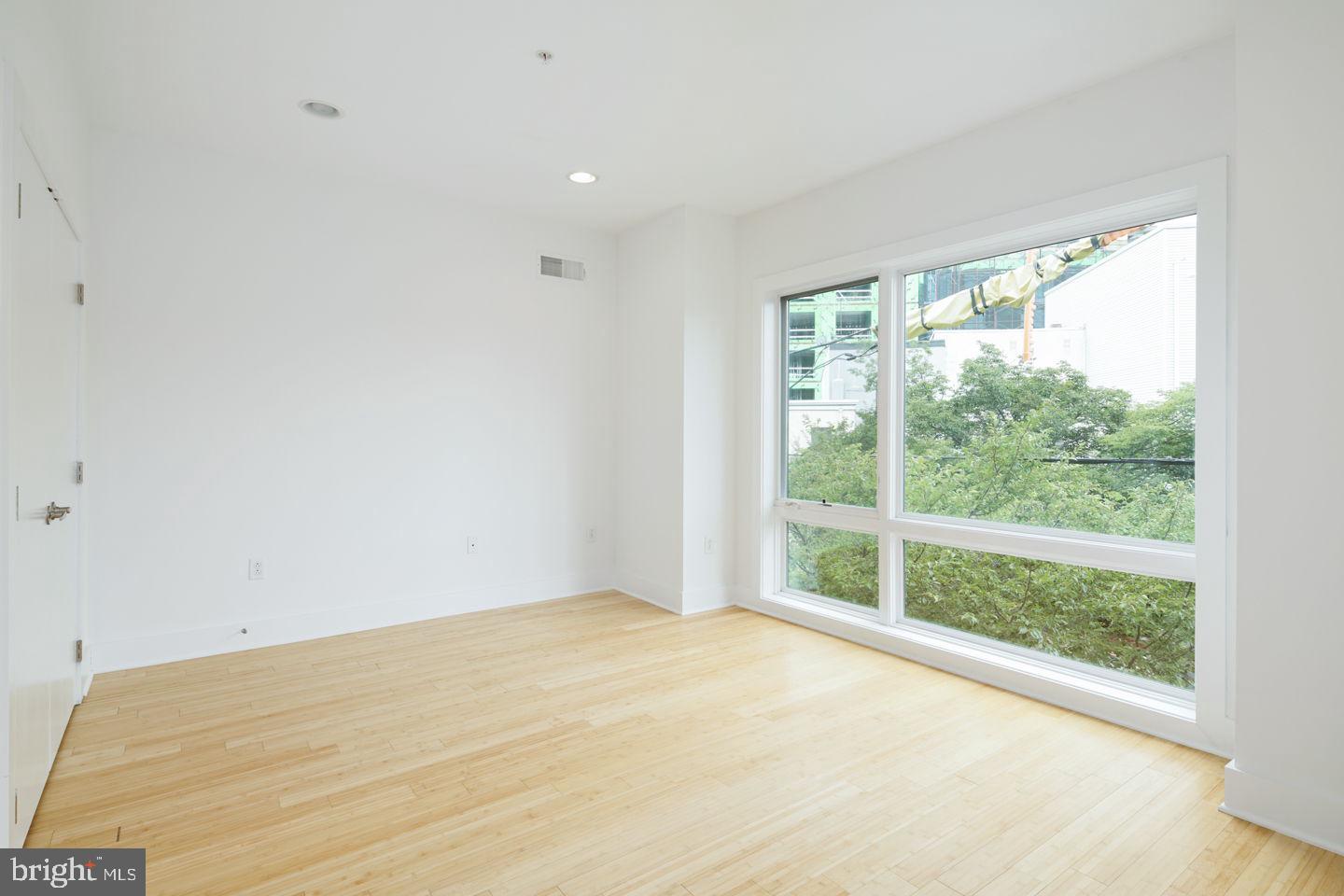1119 North Howard Street Philadelphia, PA 19123 - Photo 17 of 29