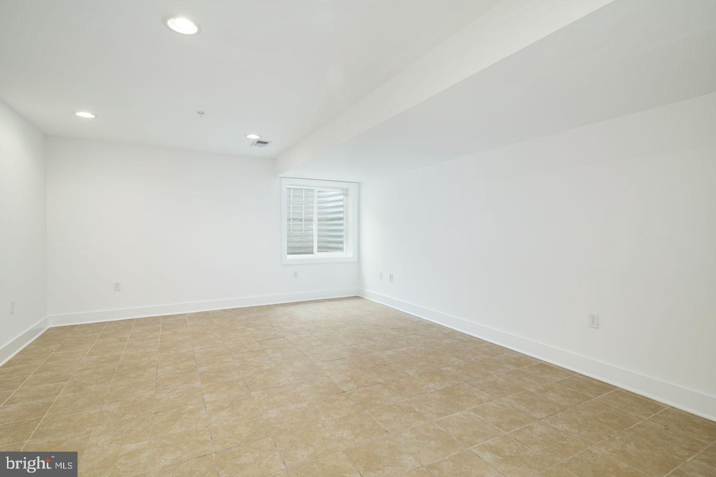 1119 North Howard Street Philadelphia, PA 19123 - Photo 25 of 29