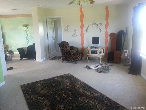 4206 East Mt Morris Road Mount Morris, MI 48458 - Photo 12 of 23 liviing2.jpg
