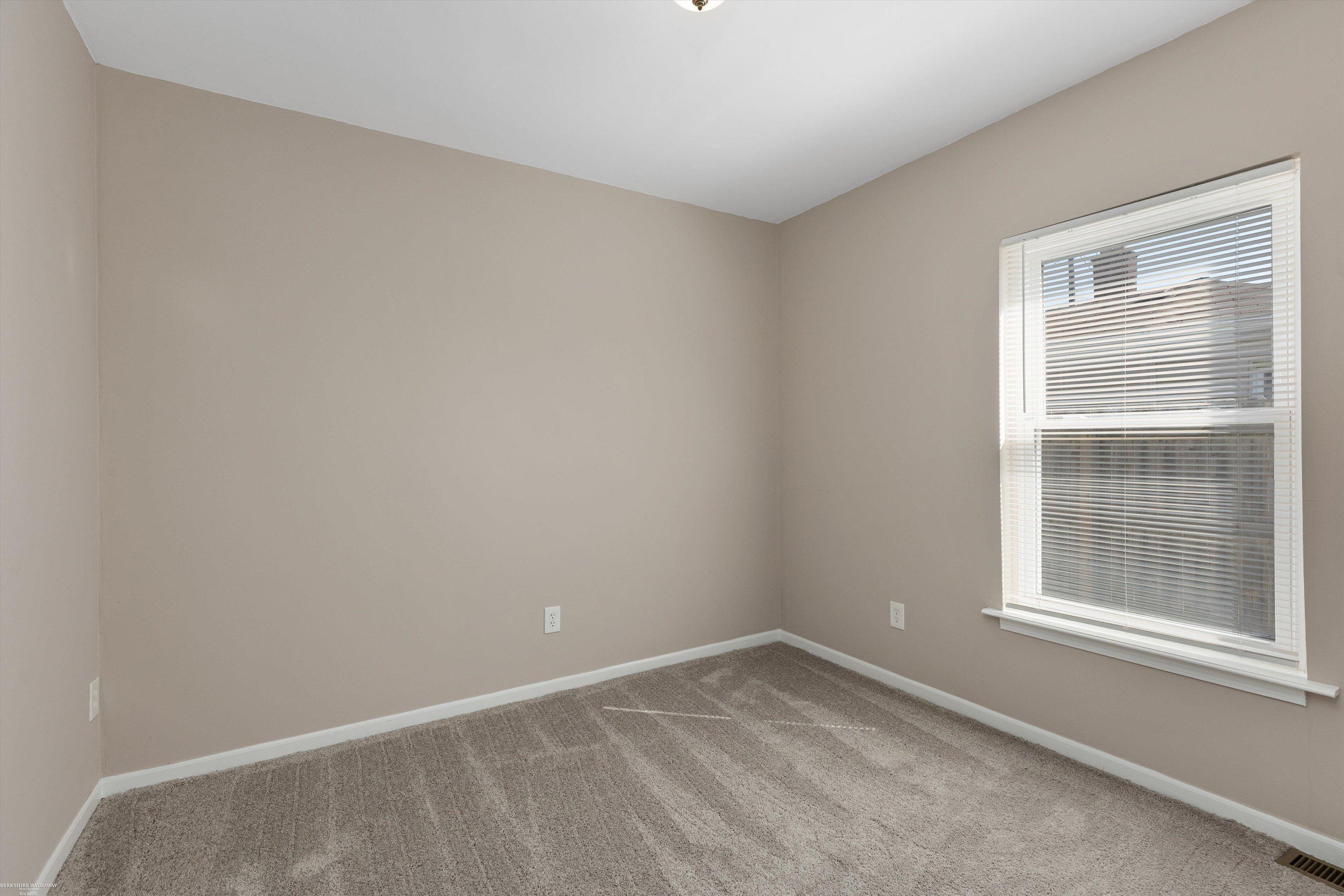 4492 Marr Avenue Warren, MI 48091 - Photo 19 of 29