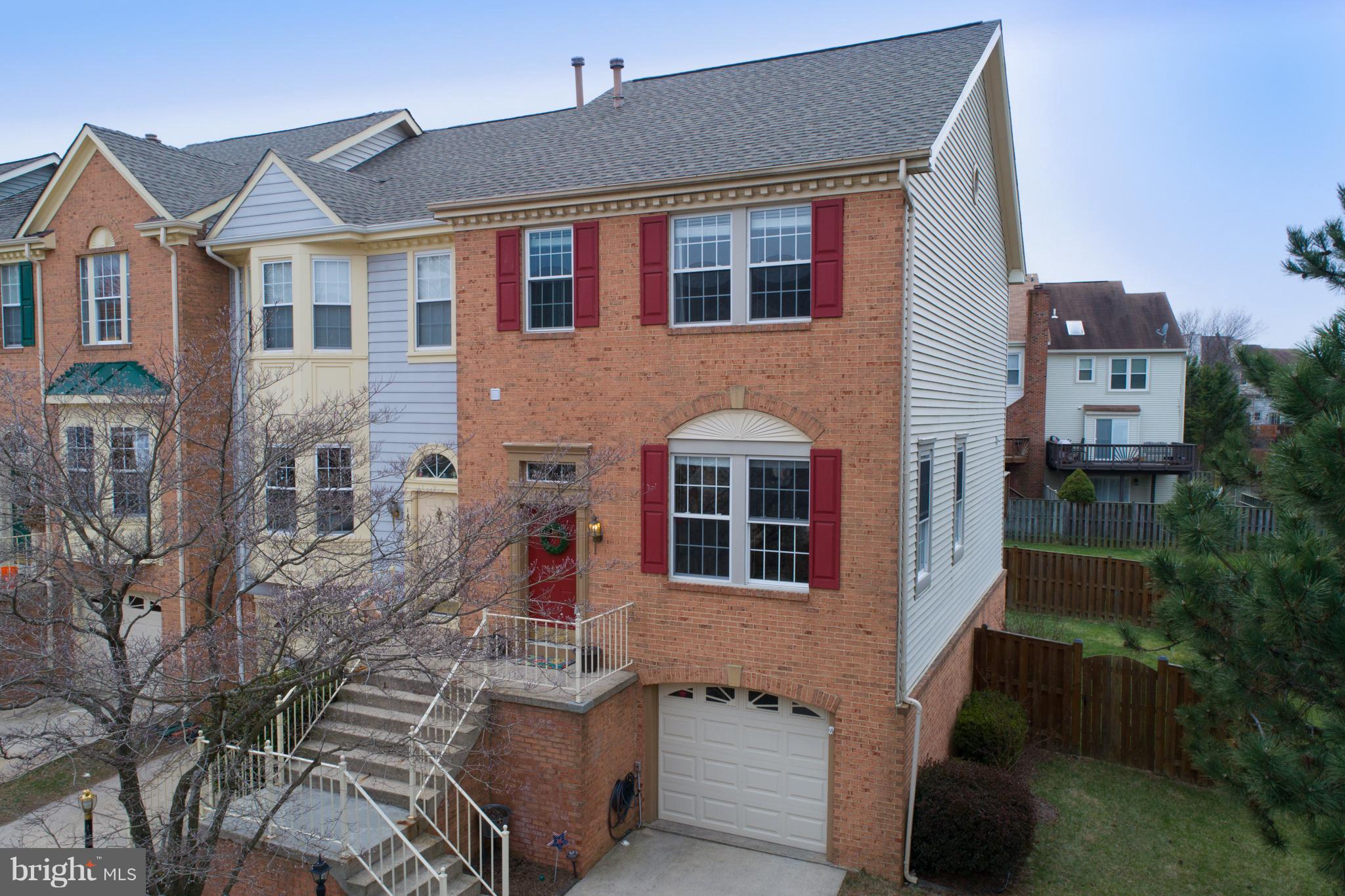 14083 Winding Ridge Lane Centreville, VA 20121 - Photo 2 of 27 Exterior (Front)
