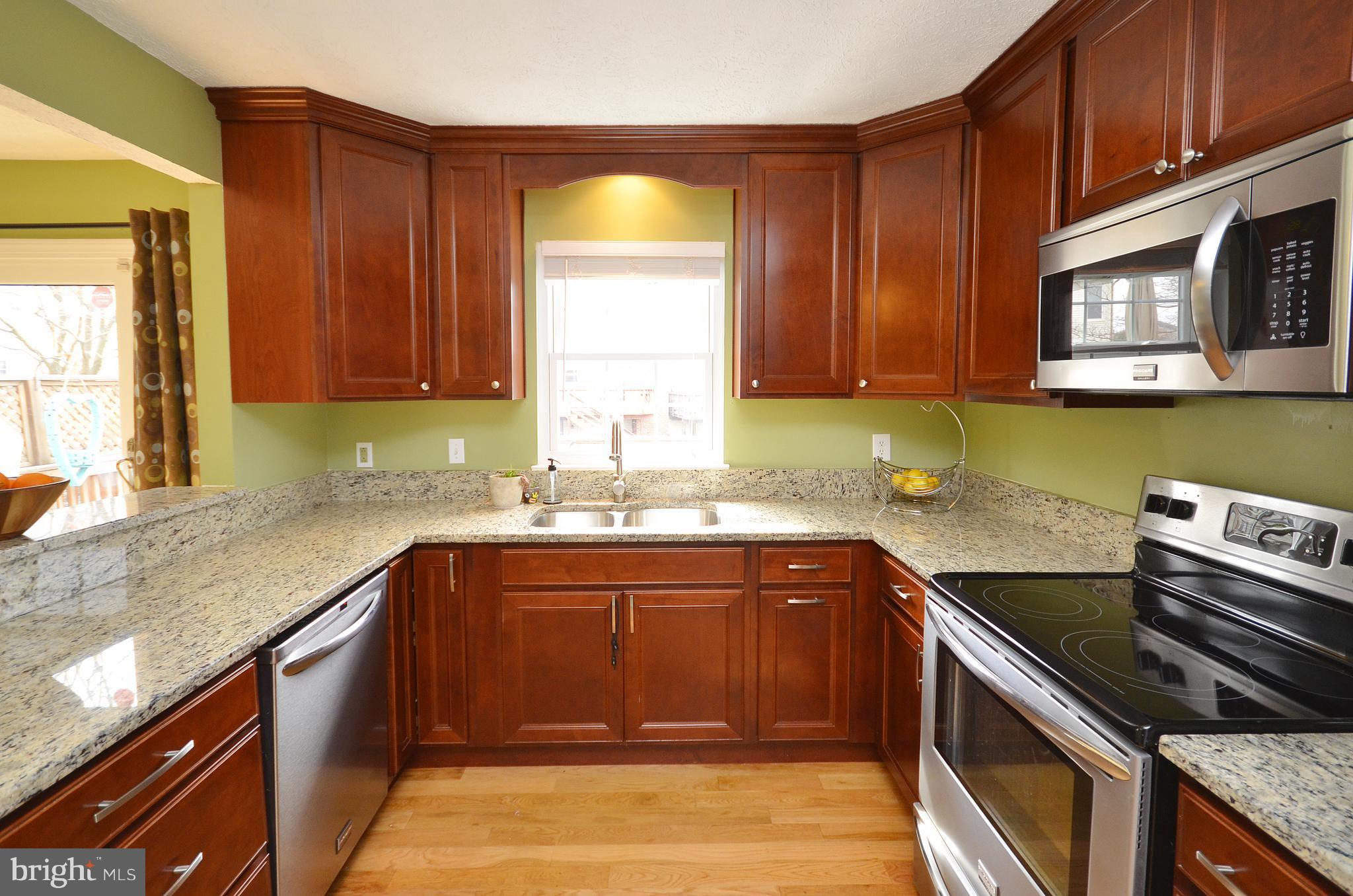 14083 Winding Ridge Lane Centreville, VA 20121 - Photo 5 of 27 Kitchen