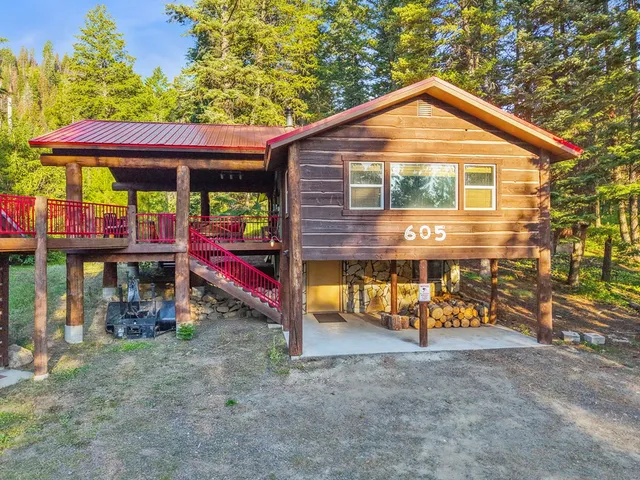 $849,000 | 605 West Mountain Road, Cascade, ID 83611
