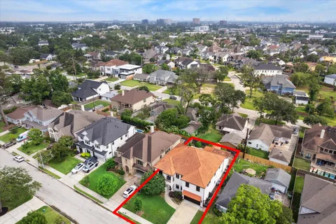 an aerial view of multiple house