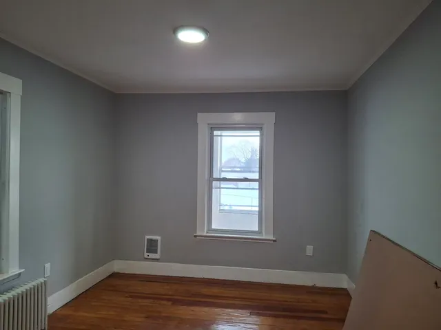 $2,500 | 14-18 Florence Street, Unit 2, Leominster, MA 01453