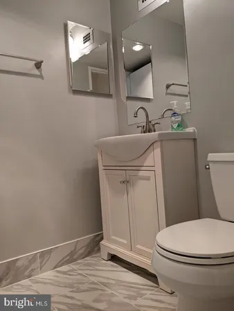 $2,575 | 4501 Arlington Boulevard, Unit 718, Arlington, VA 22203