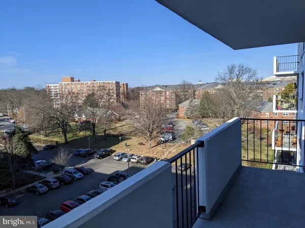 $2,575 | 4501 Arlington Boulevard, Unit 718, Arlington, VA 22203