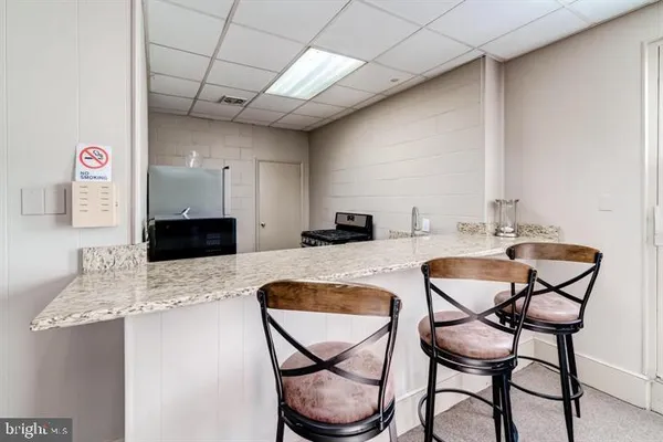 $2,575 | 4501 Arlington Boulevard, Unit 718, Arlington, VA 22203