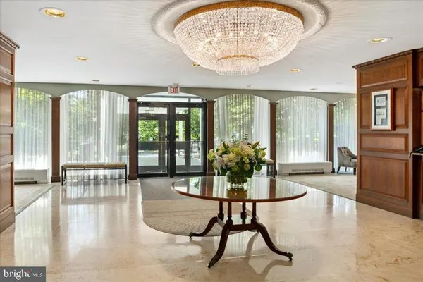$2,575 | 4501 Arlington Boulevard, Unit 718, Arlington, VA 22203