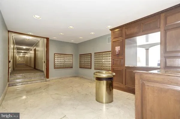 $2,575 | 4501 Arlington Boulevard, Unit 718, Arlington, VA 22203